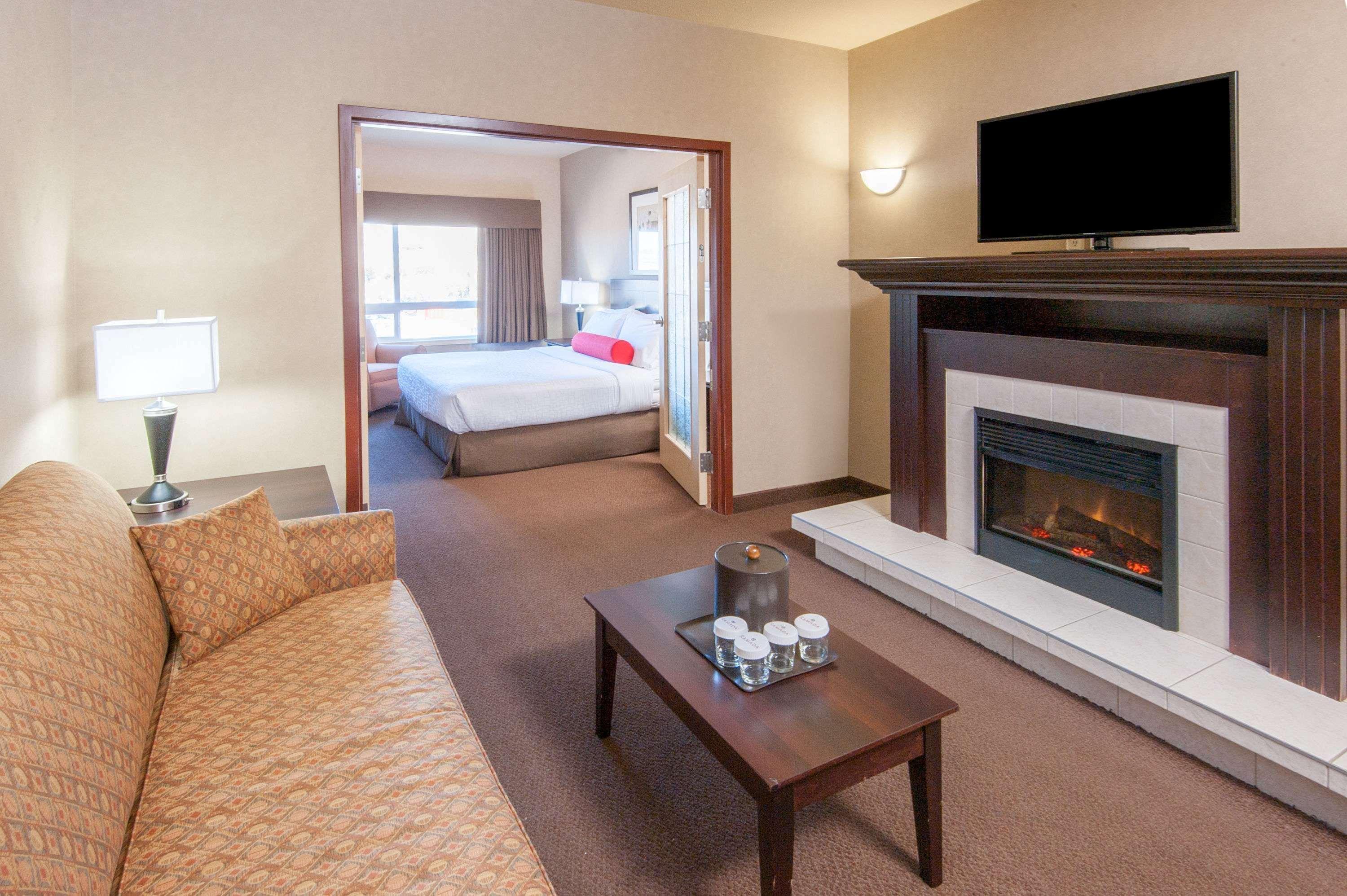 Ramada by Wyndham Drumheller Hotel&Suites Eksteriør billede