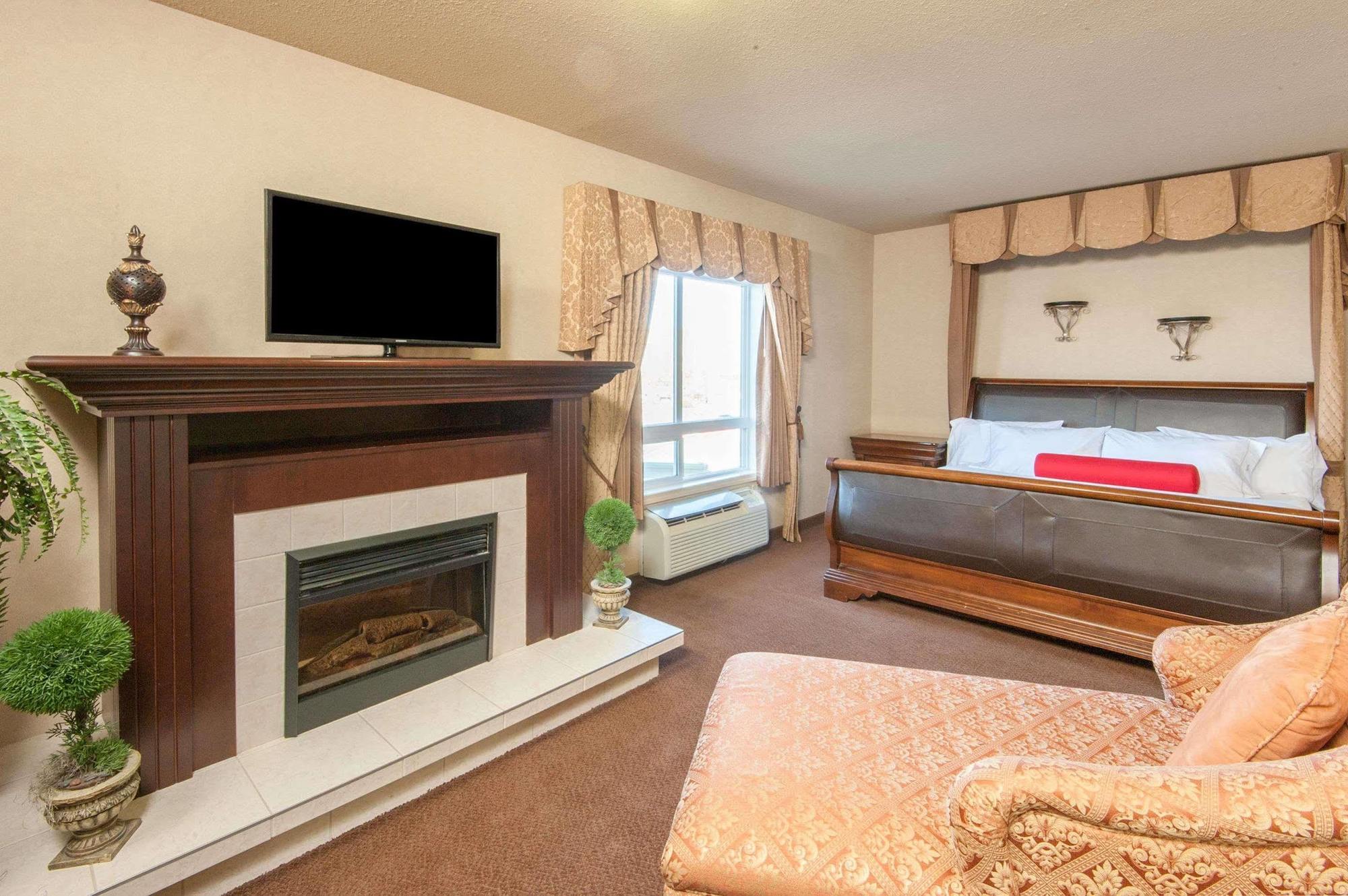 Ramada by Wyndham Drumheller Hotel&Suites Eksteriør billede