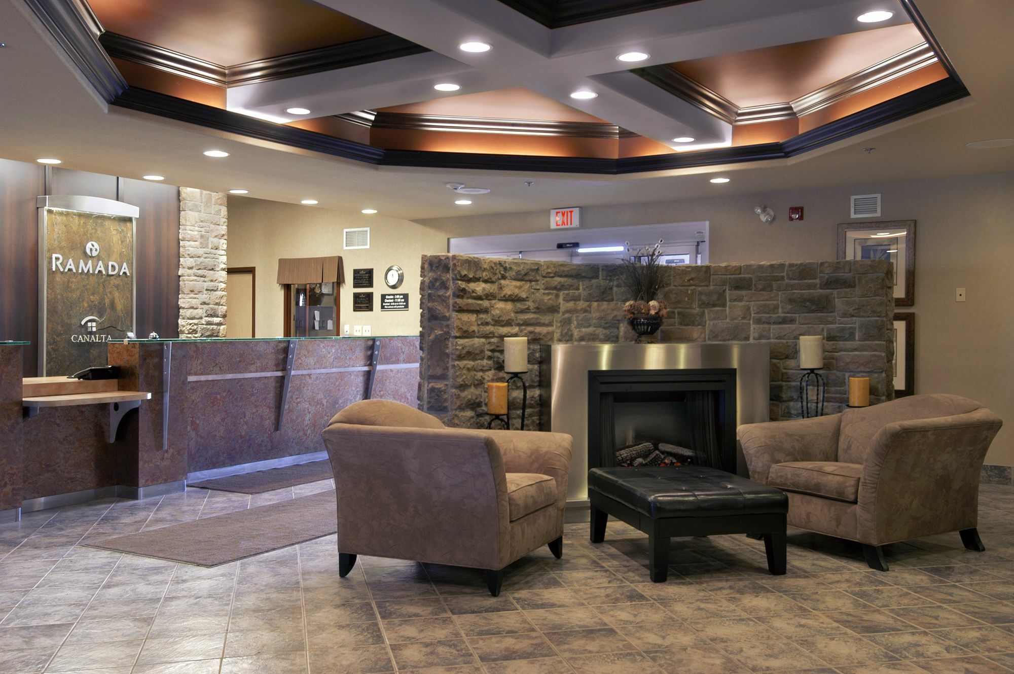Ramada by Wyndham Drumheller Hotel&Suites Eksteriør billede
